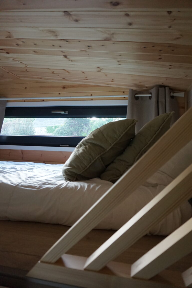 lodge cotentin lit